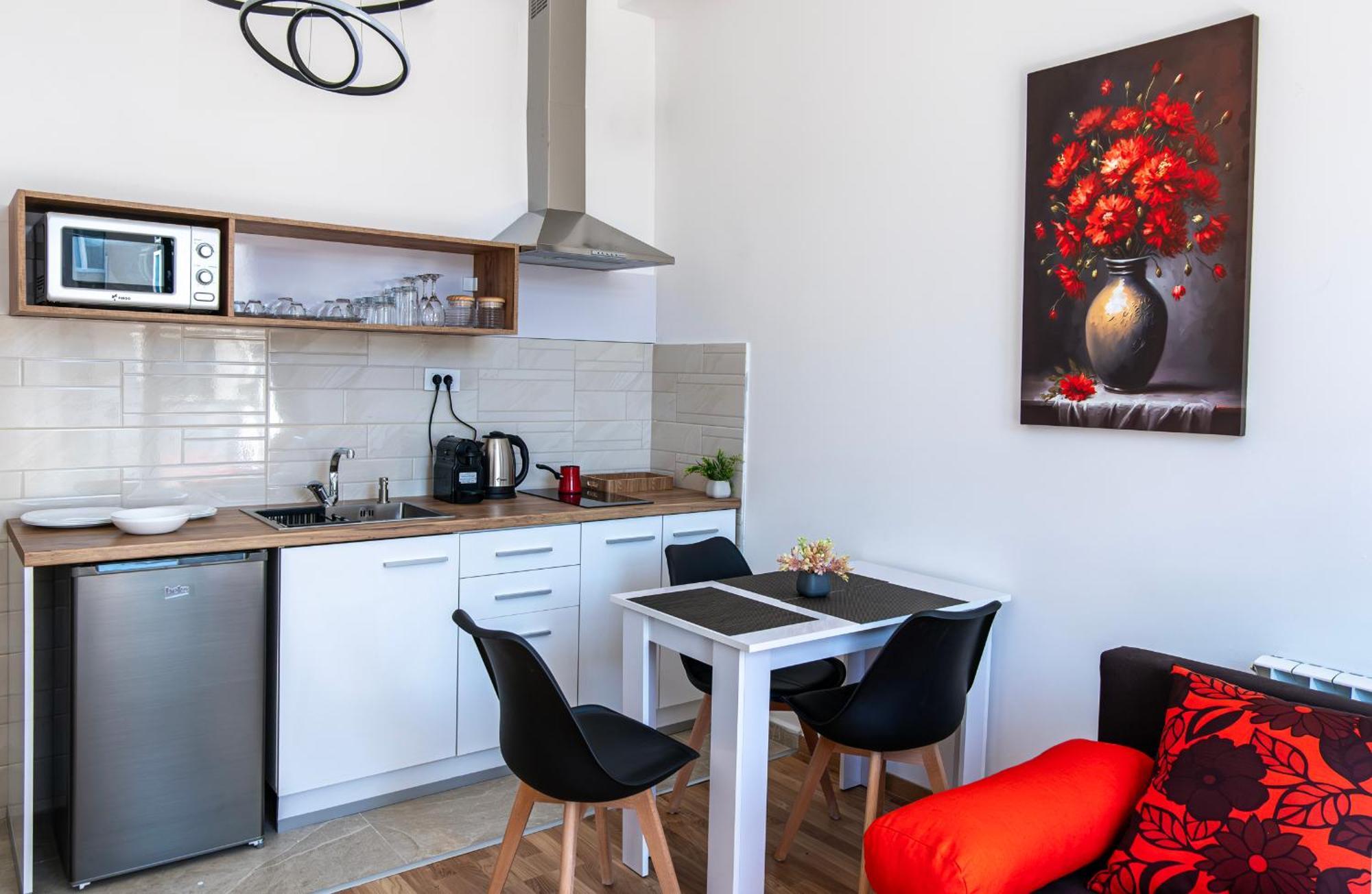 Home Art Apartments Skopje Luaran gambar
